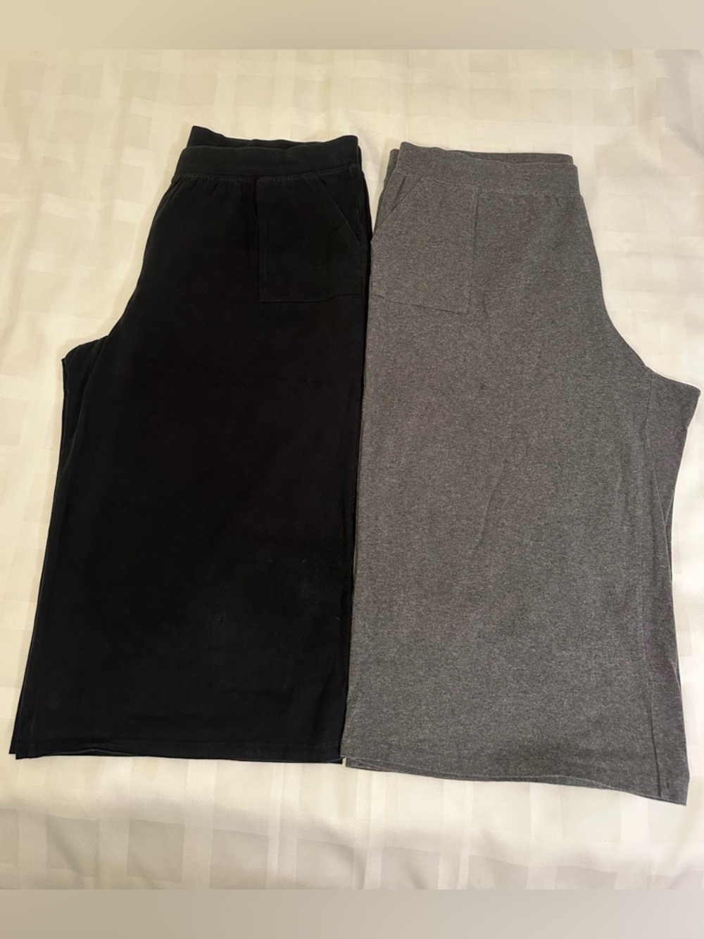 🖤🩶 Bundle of 2! Karen Scott Black and Gray Pull-On Capri Lounge Pants 2X